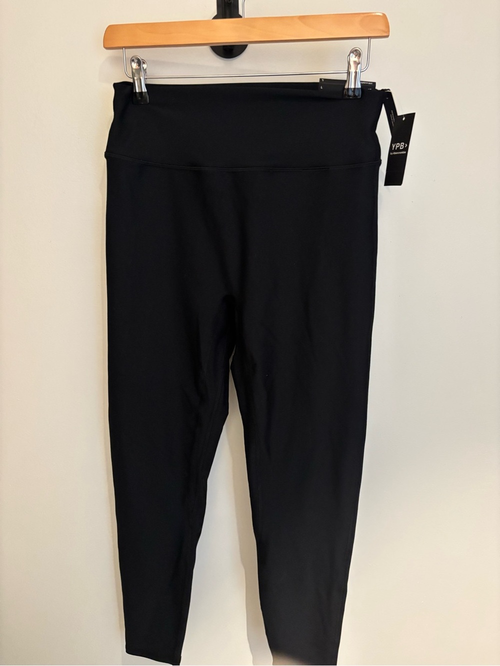 NWT Abercrombie YPB sculptLUX Black Leggings Size Large